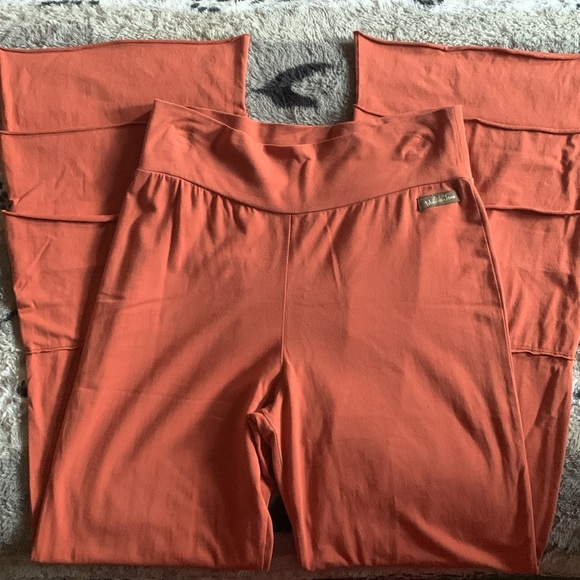 Matilda Jane Layered Ruffle Pants — Medium - Picture 1 of 11